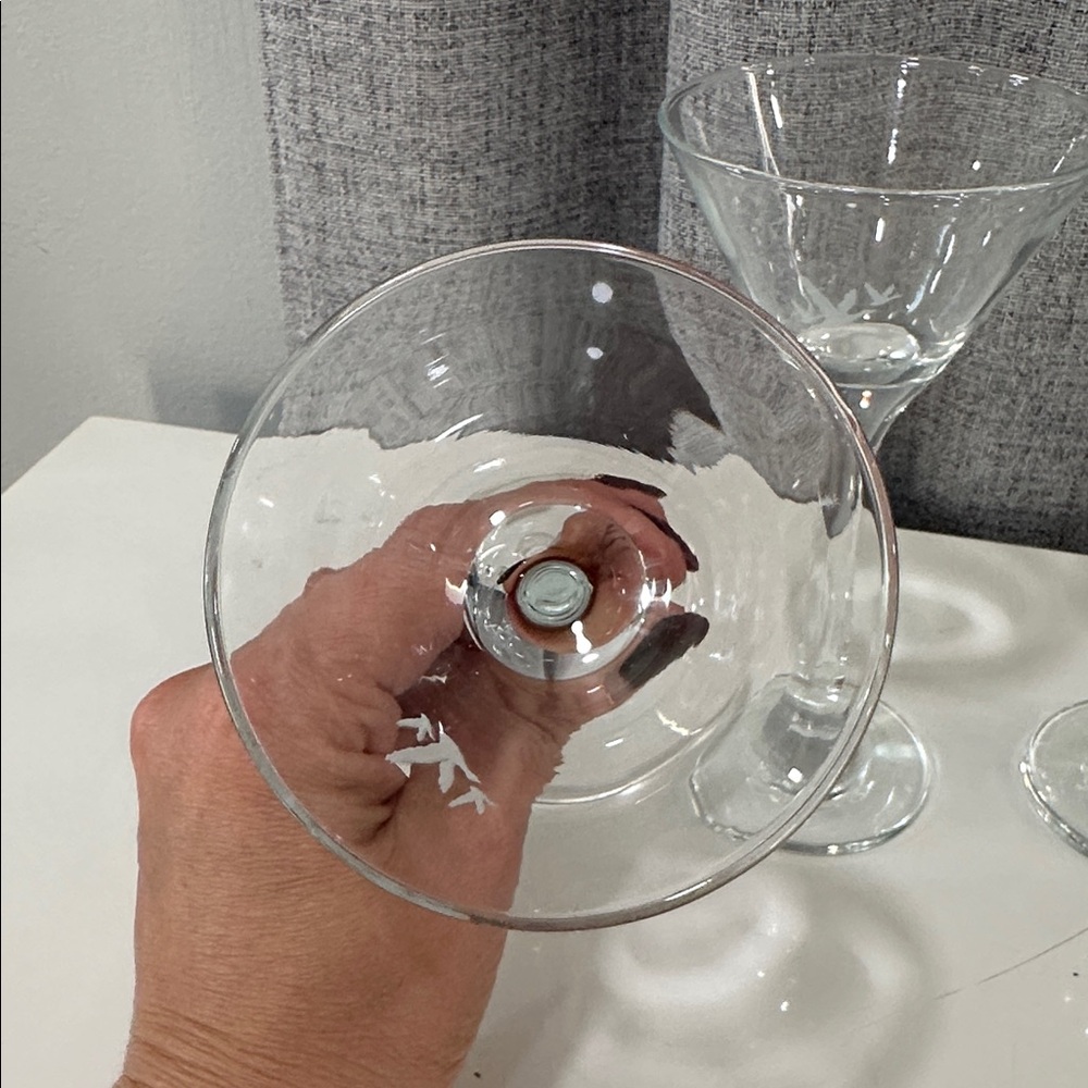 Grey goose, vodka, martini Crystal Clear Glass Martini Set of 4. NWOT - Picture 3 of 4